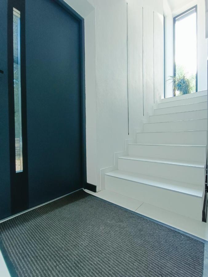 Modern Rancho - Apartamenty Nad Rzeka, Przy Stadninie Koni Kruszyna  エクステリア 写真