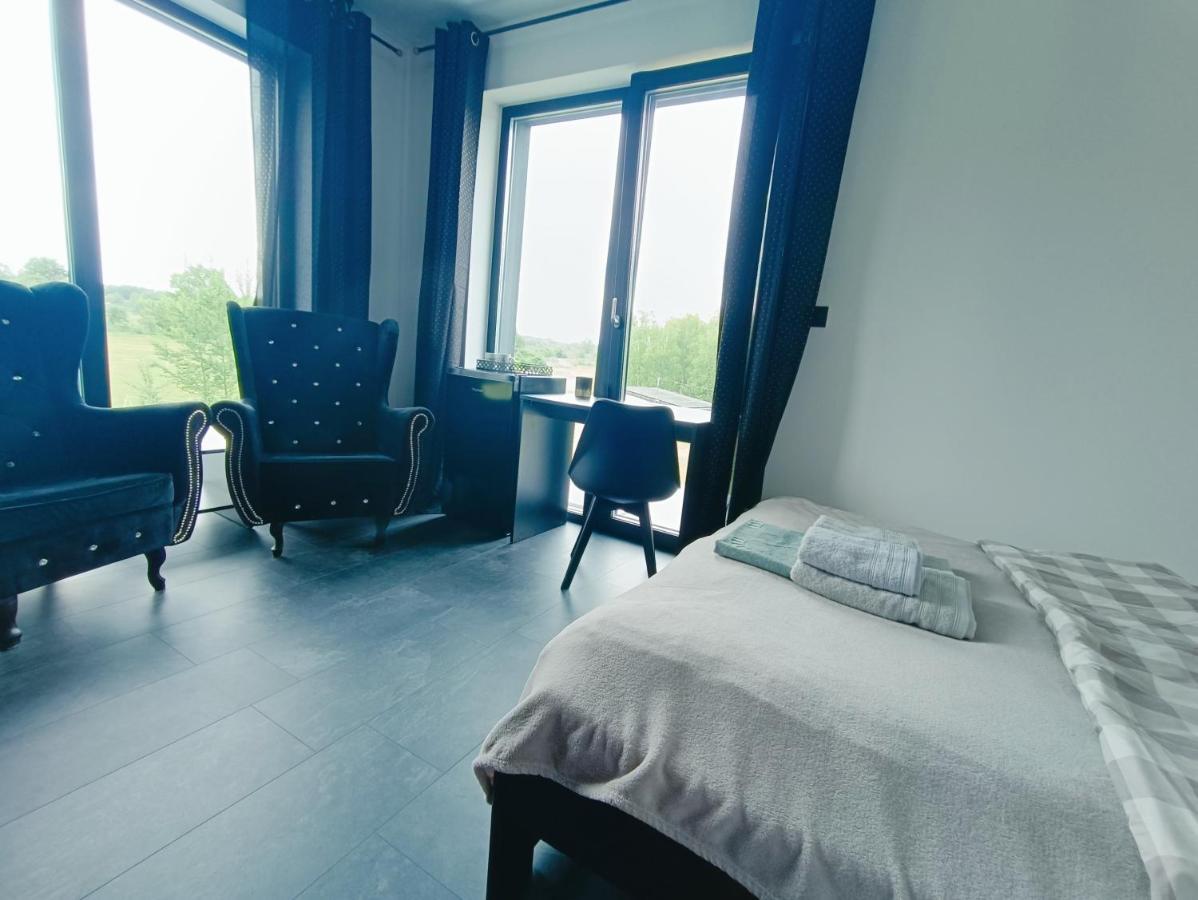 Modern Rancho - Apartamenty Nad Rzeka, Przy Stadninie Koni Kruszyna  エクステリア 写真