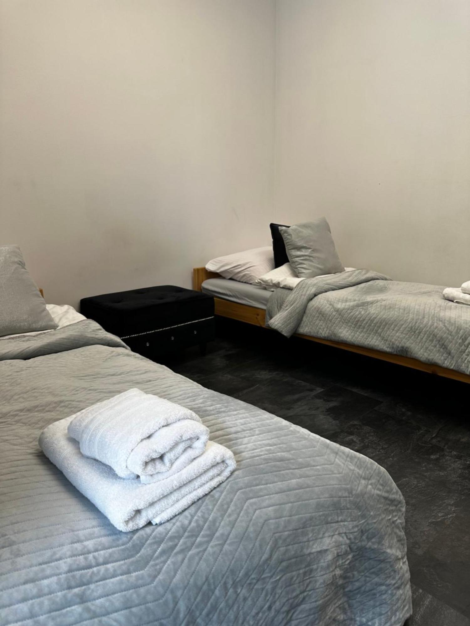Modern Rancho - Apartamenty Nad Rzeka, Przy Stadninie Koni Kruszyna  エクステリア 写真